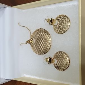 Charter Club Gold Tone Jewelry Set